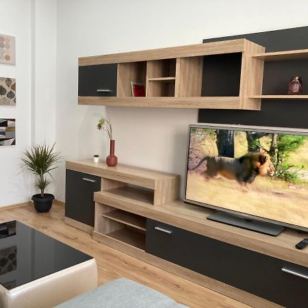 Laroka House Rin Grand Residence Modern Apartment Бухарест Екстер'єр фото