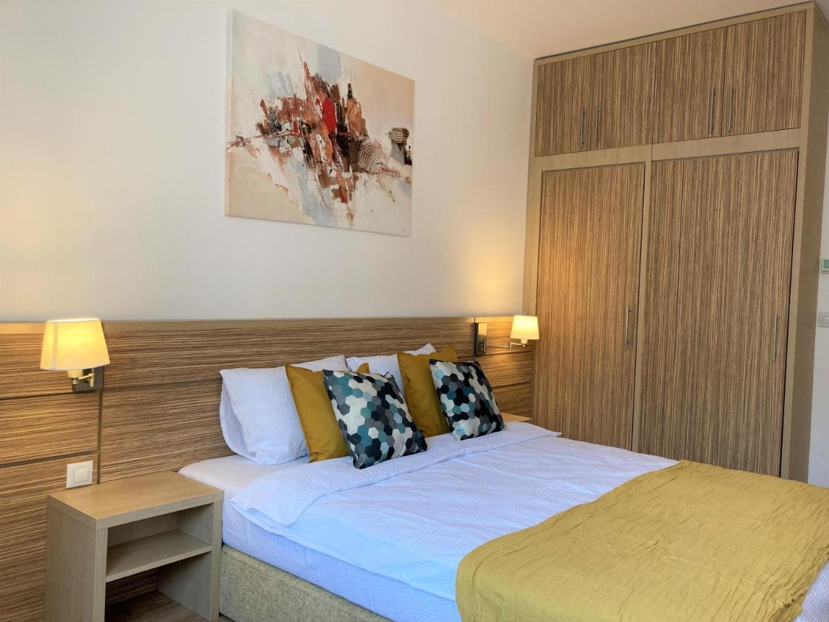 Laroka House Rin Grand Residence Modern Apartment Бухарест Екстер'єр фото