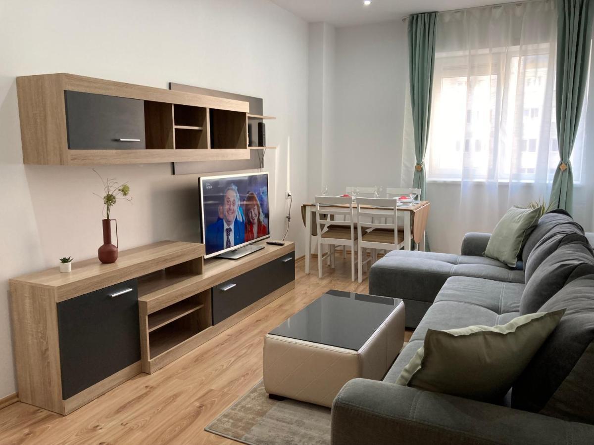 Laroka House Rin Grand Residence Modern Apartment Бухарест Екстер'єр фото