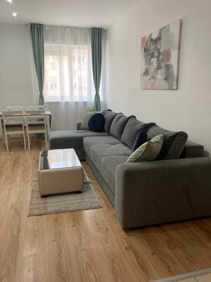 Laroka House Rin Grand Residence Modern Apartment Бухарест Екстер'єр фото